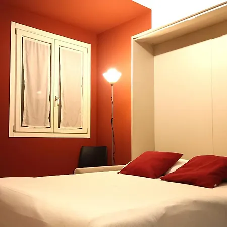 Appartamento Looking 4 Charming With Courtyard On The Navigli *